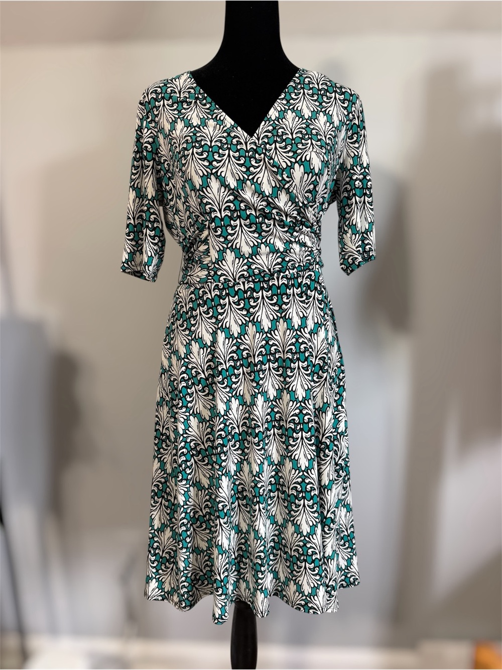 Donna Morgan Teal and White Printed Midi  Dress
